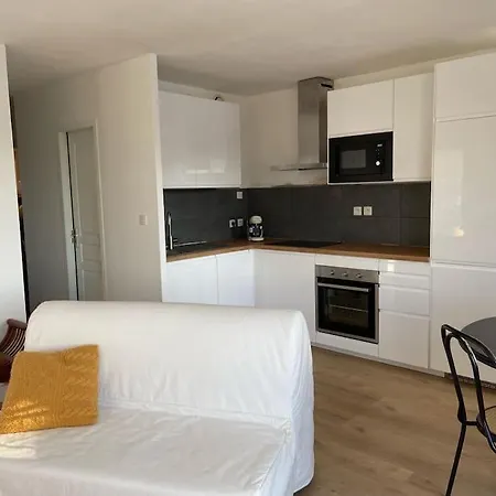 F3 Superbe Vue Lac, Grand Balcon, Ambiance Nature Lejlighed