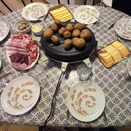 F3 Superbe Vue Lac, Grand Balcon, Ambiance Nature Lejlighed